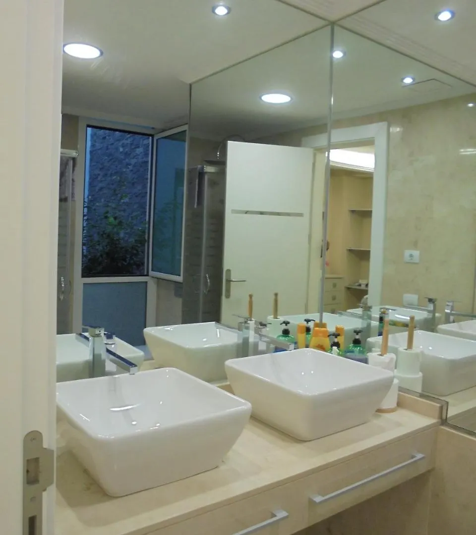 La Volpe Rossa B&B Las Palmas de Gran Canaria Bed & Breakfast